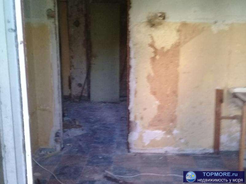 Предлагается к продаже двухкомнатная квартира чешской, улучшенной планировки в доме из натурального камня на улице... - 2