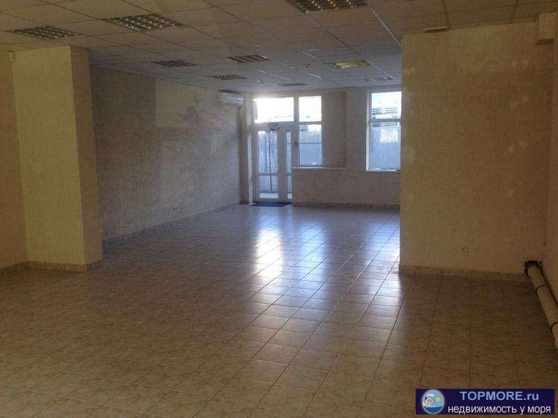 БЕЗ КОМИССИИ!!!ПЕРВАЯ ЛИНИЯ!!! Сдам помещение на Проспекте Октябрьской Революции. Пожарная, охранная сигнализации.... - 1