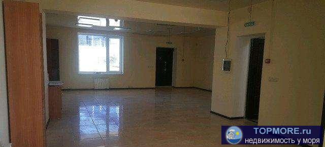 Сдаётся помещение  67 м.кв. Санузел, пожарная и охранная сигнализация. Два входа в помещение. Просторное светлое...