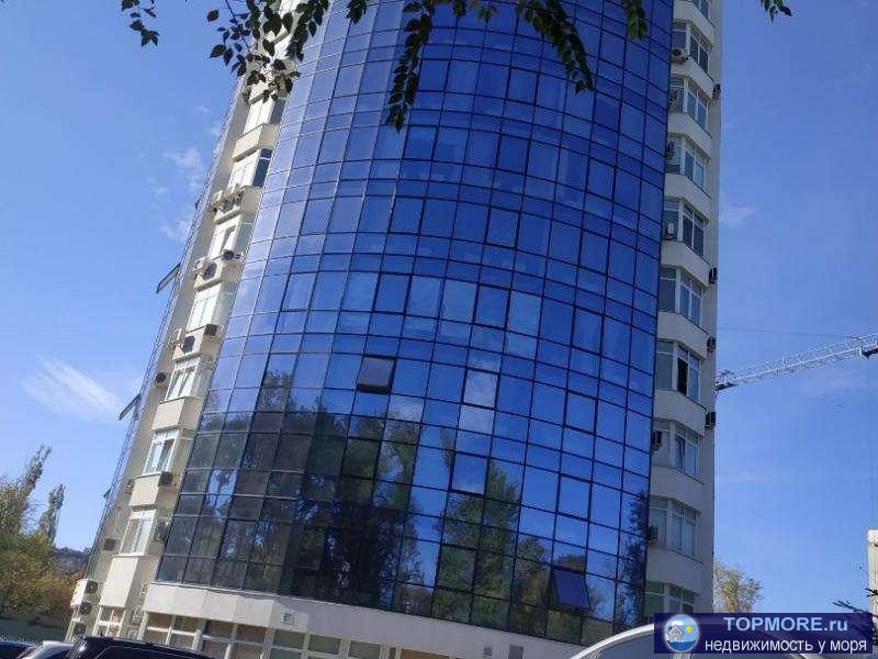 Продается квартира с панорамным видом на город . Элитная мебель, дорогой ремонт.  Квартира подходит под ипотеку. При... - 1