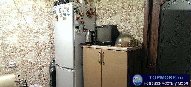 Квартира после капитального ремонта. Установлена современная сейф-дверь. Заменена электрика, немецкие обои,... - 2