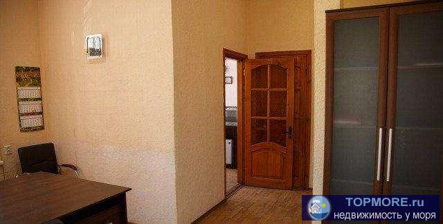 . Продается однокомнатная квартира на улице Ленина в центре г. Севастополя . Квартира переоборудована в удобный ОФИС.... - 3