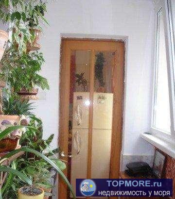 Продается 2-х комнатная квартира улучшенной планировки на 1 этаже 9 этажного дома. Этаж высокий,середина дома. Общая... - 3