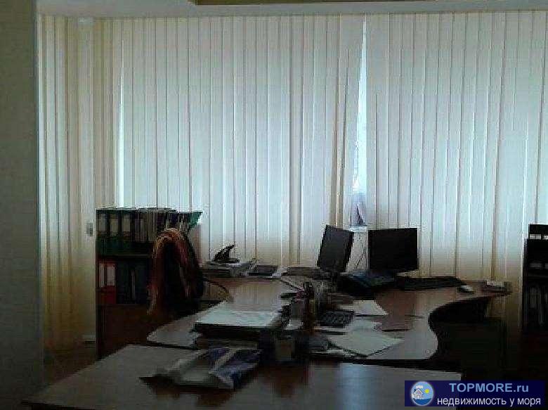 Сдается помещение под офис 3 этаж , отдельный вход, парковка.  Центральная часть города. Помещение меблированное,... - 3