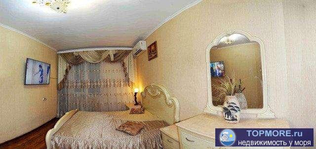 Продается трехкомнатная чешка, второй этаж пяти этажного блочного дома. 1995.г. постройки.В обжитом Ленинском...