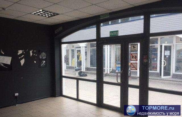 Сдается помещение 45 кв. м на ул. Вакуленчука  возле ЦУМа. Проведены все коммуникации, свой санузел, напряжение 20... - 3