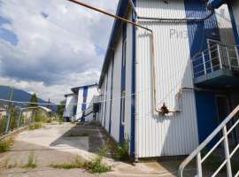 Продам объект недвижимости общей площадью строений 2400 м2. в г....