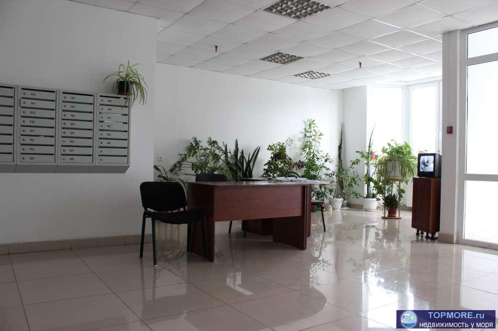 Краткое описание     Общая площадь 99 кв.м, площадь кухни-гостиной 34 кв.м, площадь комнат 18+20 кв.м. Раздельный... - 12