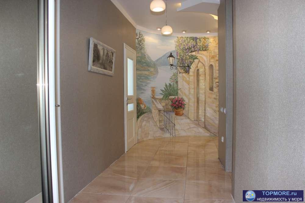 Краткое описание     Общая площадь 99 кв.м, площадь кухни-гостиной 34 кв.м, площадь комнат 18+20 кв.м. Раздельный... - 6