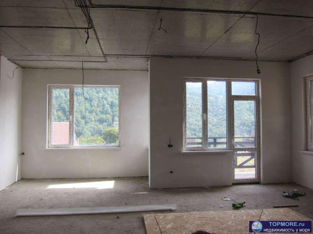 Продается коттедж с чистовой отделкой в закрытом коттеджном квартале по дороге на Красную поляну. Очень тихое,... - 1