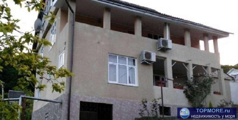 Дом площадью 177 кв. м с цокольным этажом, два жилых на каждом сплит-система и сан узлы, мансарда, гараж смотровой... - 1