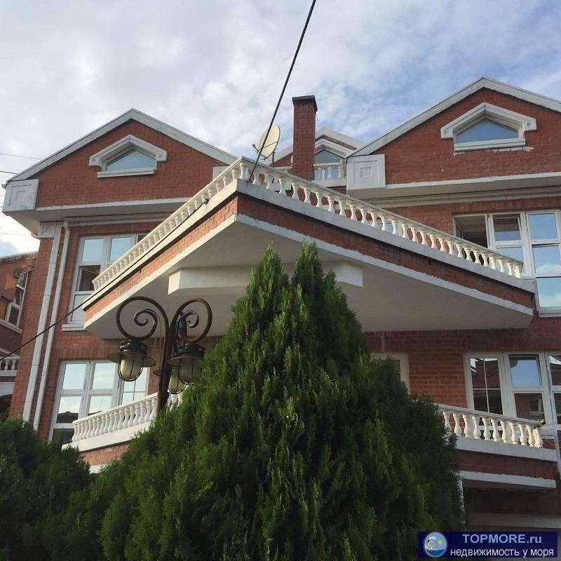 Продается коттедж площадью 802 м2 на ул Виноградная, в центре Сочи. Площадь участка 9 соток. В доме выполнен чистовой...