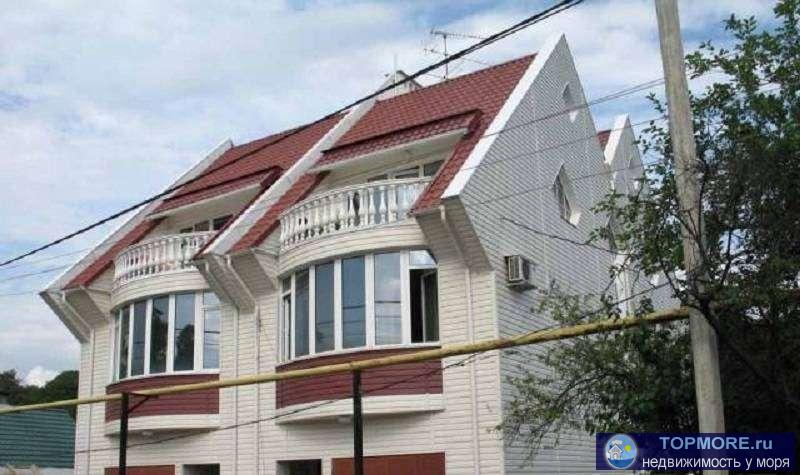 Продаю дом на ул. Армавирской, площадью 600 кв. м гостевой дом, 200 м до моря. Можно под гостиницу или на два... - 2