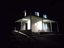 Продается полностью готовый к проживанию дом с видом на море в СТН...