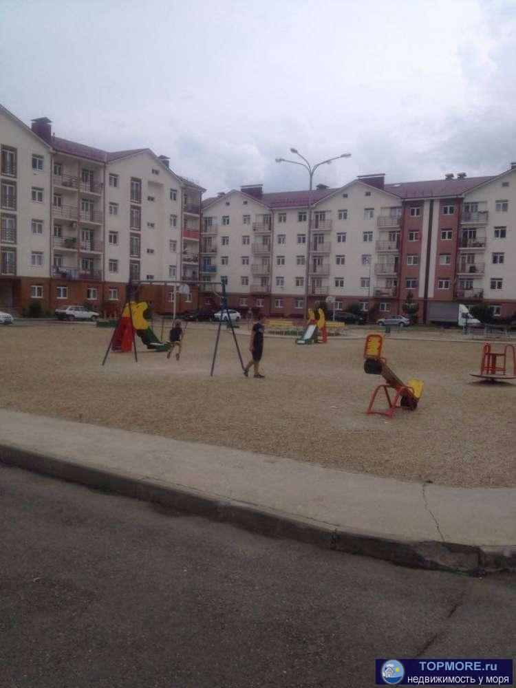 Продаётся 1-комн. квартира с ремонтом, вид на горы и казино.