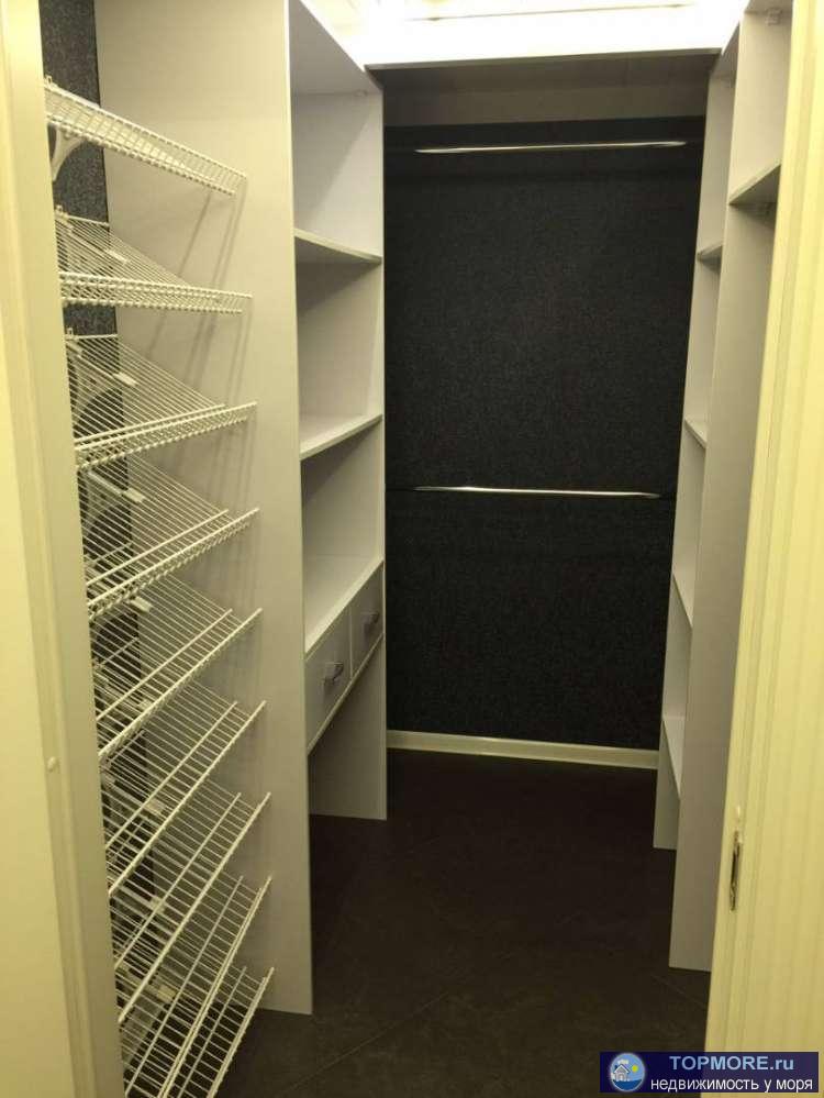 Квартира два уровня 42 кв. м. без учета второго уровня и балконов , на втором уровне спальное место и кладовая,... - 1