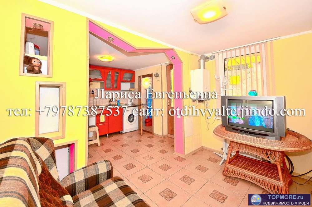 3 комн. дом до 7 человек, ул. Руданского 9, у моря в Ялте, удобно расположенный, до Массандровского пляжа, набережной... - 1