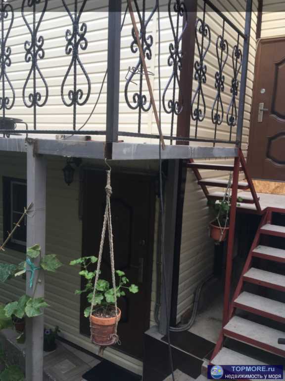 Сдаю комнату на двоих человек в частном коттедже недалеко от Зимнего театра в старом Центре Сочи.   Комната находится... - 12