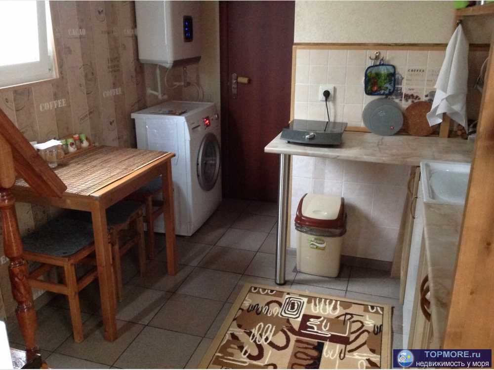 Сдаю комнату на двоих человек в частном коттедже недалеко от Зимнего театра в старом Центре Сочи.   Комната находится... - 9