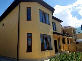 Продается в Алексеевке двух этажный дом s-168,8 кв.м. на участке 4...