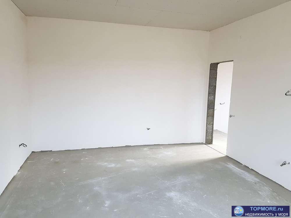 Продается шикарный двух этажный кирпичный дом в ст. Анапской s-130 кв.м. на участке 4 соток. Все коммуникации: ГАЗ,... - 15