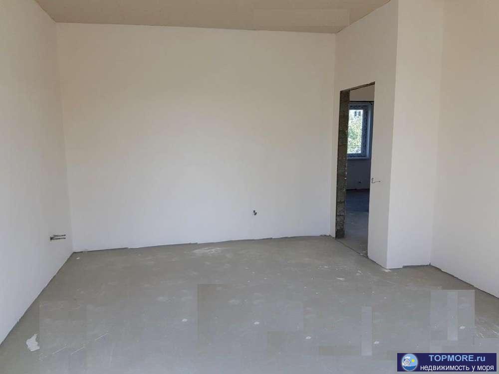 На асфальте, в тихом уголке Анапы станице Анапской продаются 3 двухэтажных облицованных кирпичом дома s-130 кв.м.... - 15