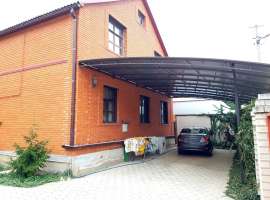 В Супсехе, на улице ближней к городу, на асфальте, продается...