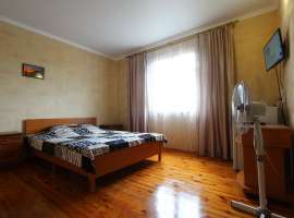 ОТКРЫТО БРОНИРОВАНИЕ НА СЕЗОН 2025

СУДАК. УЮТНЫЙ ДОМИК С...