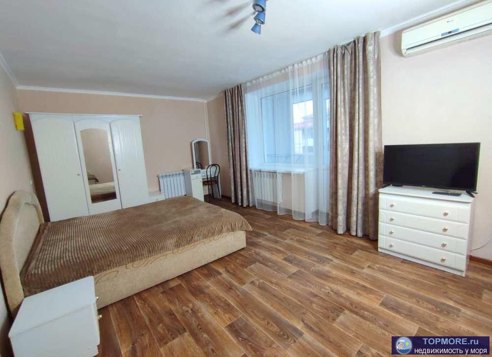 ОТКРЫТО БРОНИРОВАНИЕ НА СЕЗОН 2025    СУДАК. ОДНОКОМНАТНАЯ КВАРТИРА 8 МИНУТ ДО МОРЯ! Идеально для отдельной...