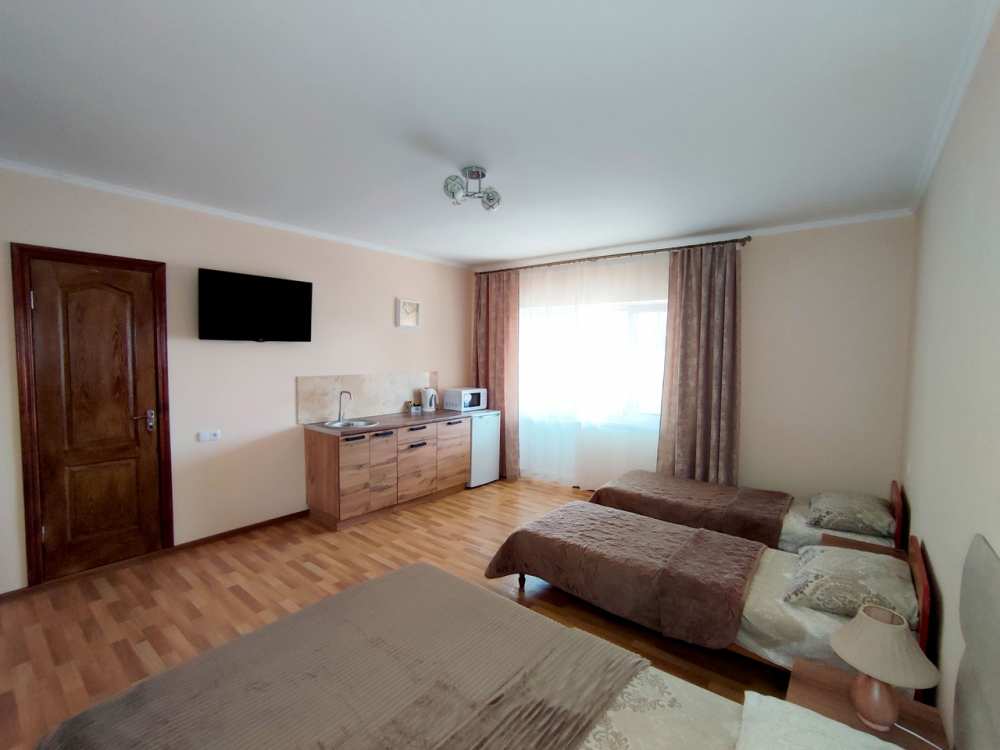 ОТКРЫТО БРОНИРОВАНИЕ НА СЕЗОН 2025    СУДАК. ГОСТЕВОЙ ДОМ 'ПРОХЛАДА' 8 МИНУТ ДО МОРЯ.  Гостевой дом расположен на... - 8