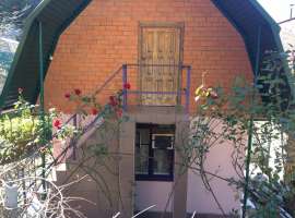 Продается дом в самом живописном месте Лазаревского района...