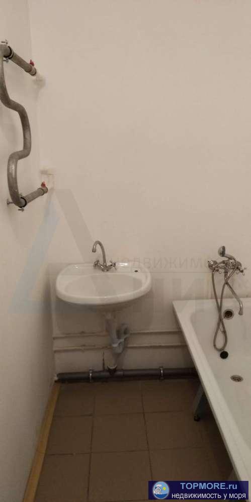 Сдается 2-х комнатная с ремонтом от застройщика. Квартира очень чистая и ухоженная. Без мебели. Цена 13000 + ком +... - 2