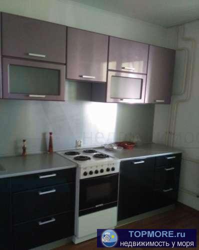 Сдам квартиру на длительный срок молодой семье. Квартира без мебели , но есть кухонная мебель,...