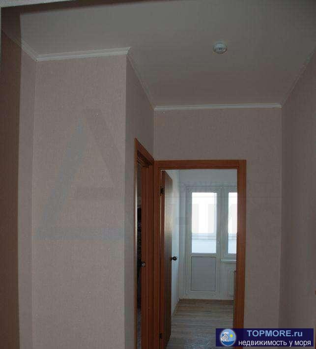 сдается на длительный срок 1 комнатная квартира без мебели в ЖК,,Московский'.Из техники есть только плита.Квартира... - 2