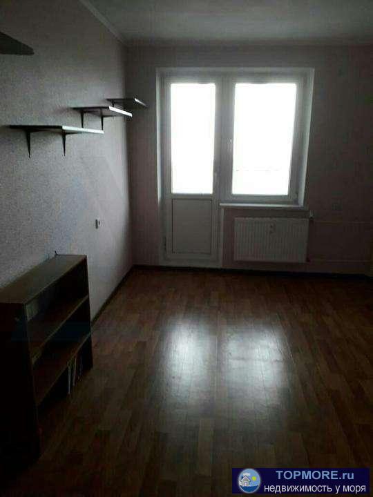 Сдается 1 комнатная квартира без мебели в ЖК,,Московский'.В районе находится школа, детские сады почти в каждом...