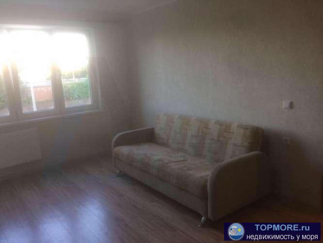 Сдается 1 комнатная квартира частично с мебель в ЖК,,Московский'.В данном районе находятся ул. Артюшкова, Байбакова,...