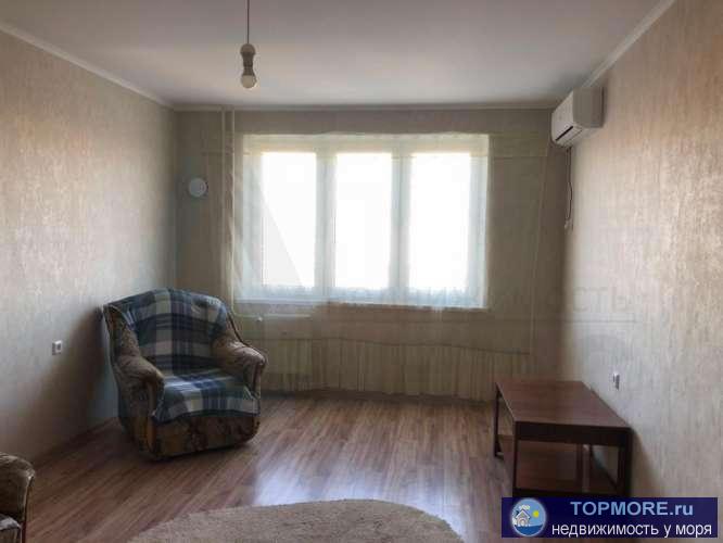 Сдам 1 комнатную квартиру в хорошем развитом районе ЖК,,Московский'.В данном районе находятся ул. Артюшкова,... - 1