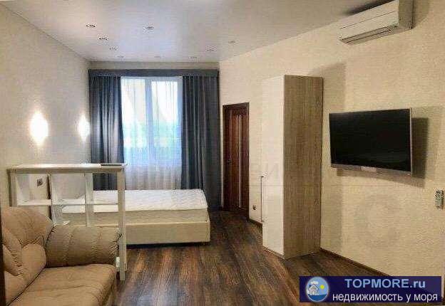 Сдается 1 комнатная квартира со свежим ремонтом.В квартире имеется посуда, бытовая техника всё исправно. Имеется...