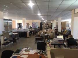 ПЕРВАЯ ЛИНИЯ!!!

Сдаётся весь второй этаж площадью 860 кв.м....