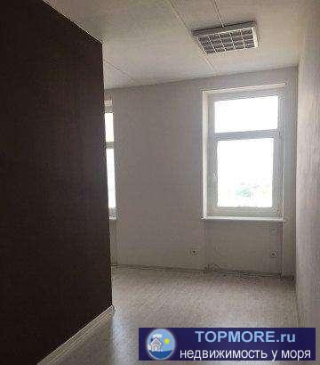 Сдаются офисные помещения от собственника, площадью 27 кв.м., 2 этаж, расположенные по ул.Отрадная. Оснащено системой...