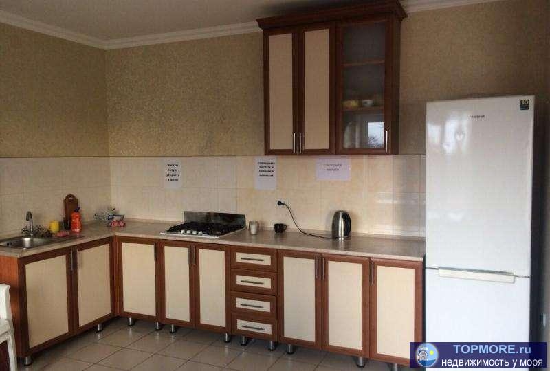 Сдается уютная квартира. Полностью укомплектована мебелью и бытовой техникой. Можно разместить пять человек. Развита...