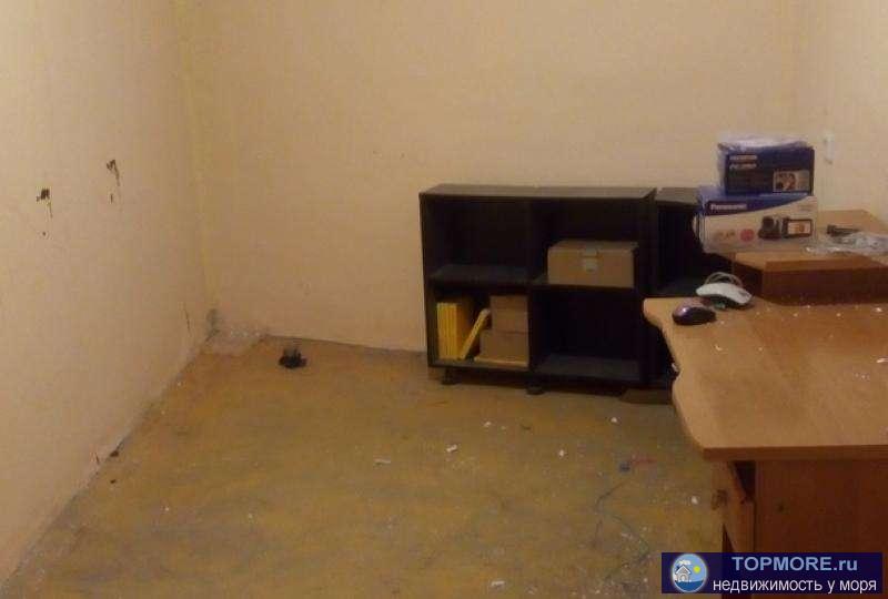 Аренда склада в самом центре. ПЕРВАЯ ЛИНИЯ!!! Очень проходное место. Ремонт входит в стоимость аренды. Имеется второй... - 1