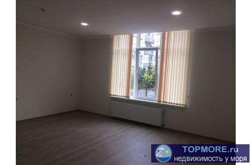 Первая ЛИНИЯ!!!  Продается помещение в торгово-офисном центре под любой вид деятельности. Хороший ремонт, все...