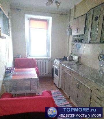 Продается двух комнатная квартира улучшенной планировки в морском районе города.  Две большие застекленные лоджии на...