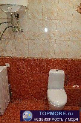 Сдаётся длительно  дом две комнаты с мебелью и бытовой техникой,место под автомобиль во дворе, отдельный вход,... - 2