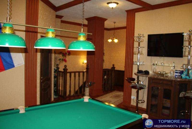 Дамы и Господа! Предлагается просторная квартира с отличным панорамным видом на море в новом заселённом доме в центре... - 2