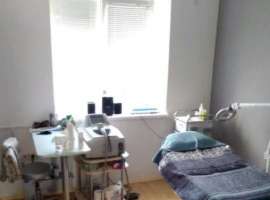 Сдается отличное помещение с ремонтом под магазин или офис....