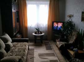 Продается квартира после ремонта, окна стекло пакеты, двери новые,...