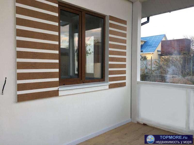 Дом с просторной верандой, 2018 года постройки, одноэтажный. Электрифицирован, городской водопровод и канализация...