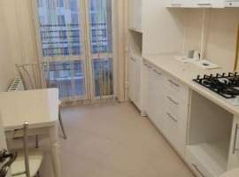 Сдается просторная, уютная, светлая квартира.Первая сдача. Отличный...